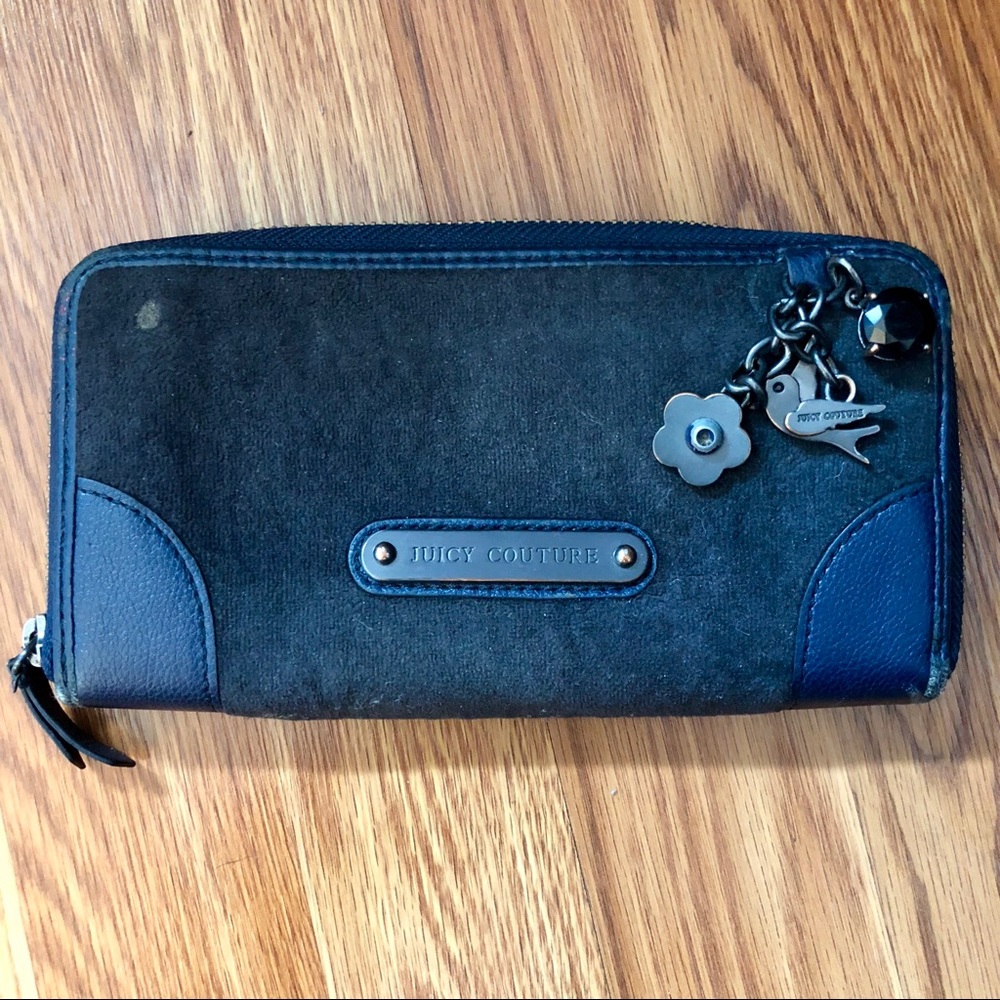 Juicy Couture Go Steady velour wallet - Picture 2 of 6